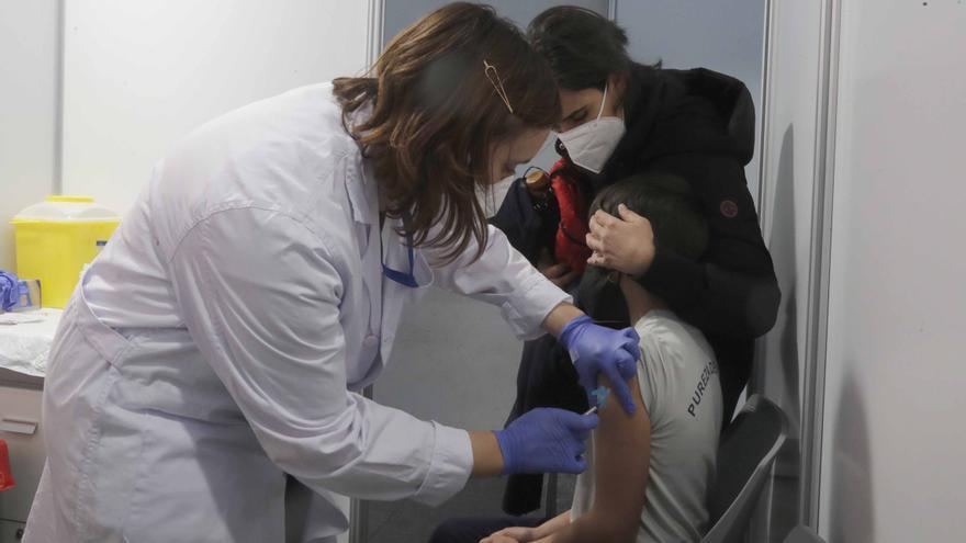 Los lactantes recibirán este año dos nuevas vacunas: contra la gripe pediátrica y la meningitis B