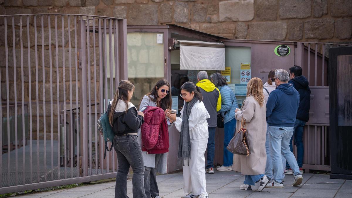 Turistas durantes las Navidades pasadas en Mérida.