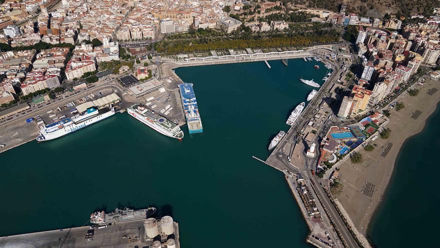 Los puertos de Melilla y Málaga buscan mejorar la conexión entre ambos