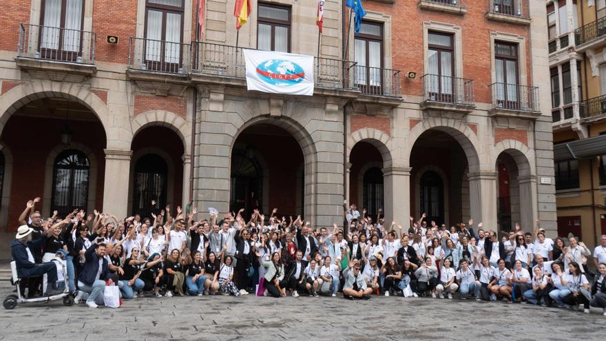Festival de Folklore en Zamora 2024 | El carnaval brasileño, el paloteo malayo y el Pacífico panameño se citan en Zamora