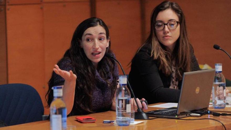 Carmen Álvarez, a la izquierda, y Carmen Ordiz.