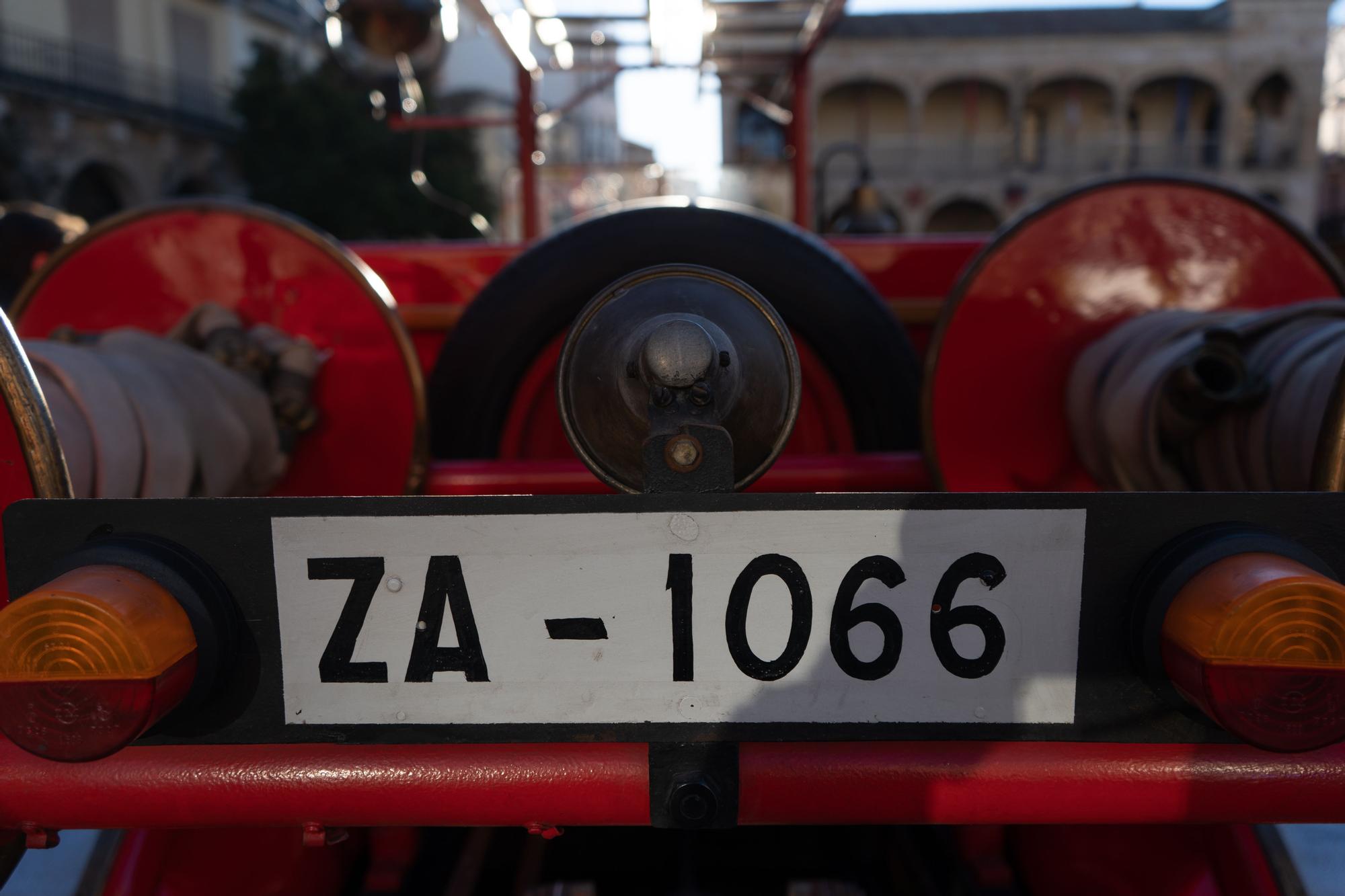 GALERÍA | Este es el camión más antiguo del parque de Bomberos de Zamora