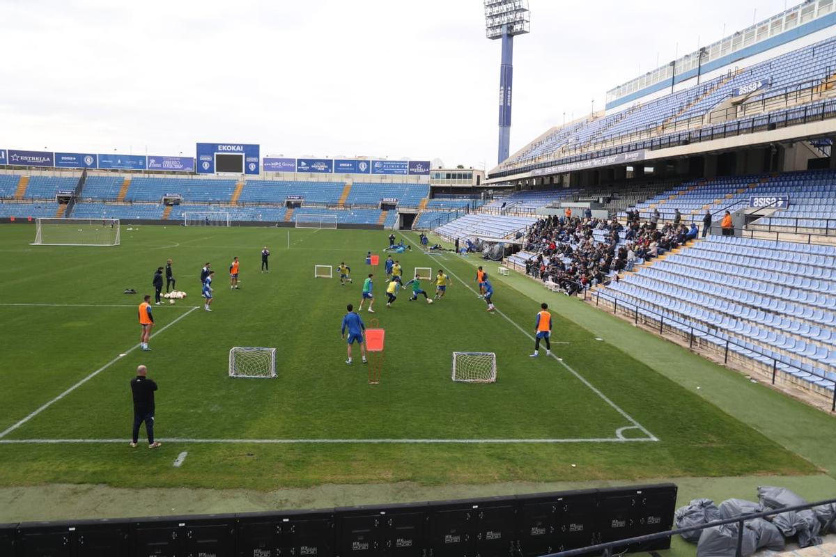 Así ha sido el entrenamiento de puertas abiertas del Hércules CF Así ha sido el entrenamiento de puertas abiertas del Hércules CF