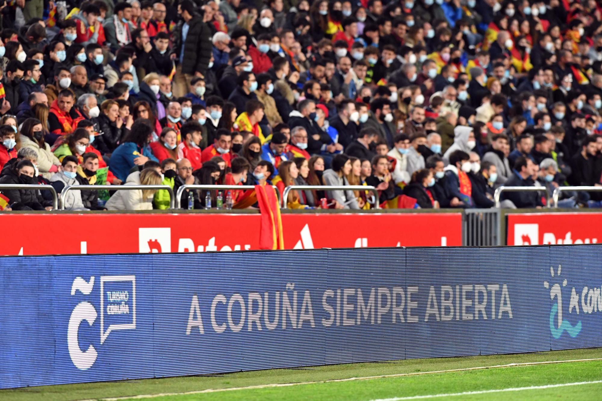 Riazor se divierte con la Selección