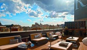 La cap de la missió de l’FMI per a Espanya, Andrea Schaechter, i el director de Comunicacions, Andreas Adriano, avui a Madrid.