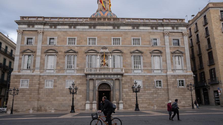 ¿A cuánto asciende la deuda de cada catalán? ¿Y de cada madrileño?