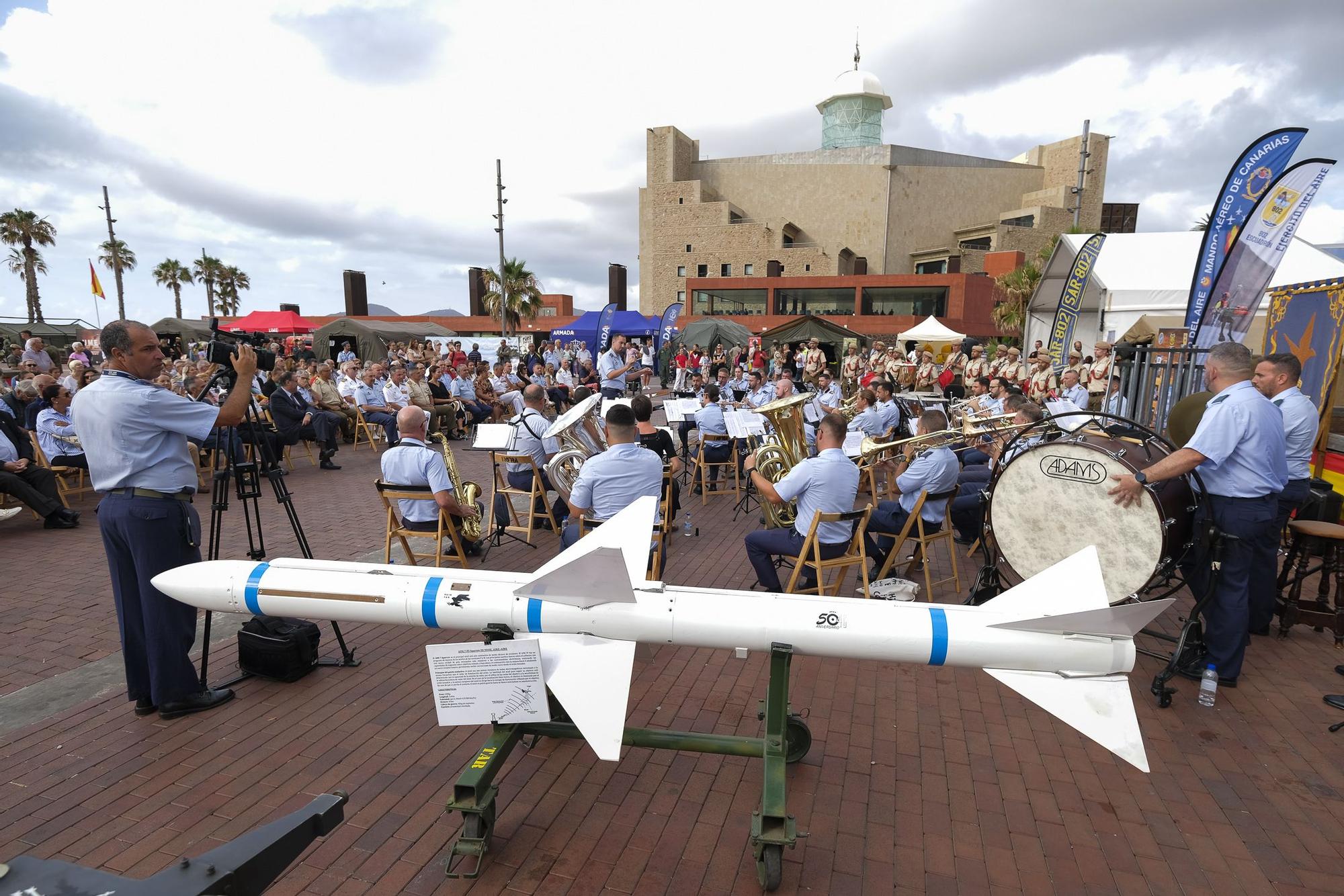 Celebración del Día de las Fuerzas Armadas en Las Palmas de Gran Canaria