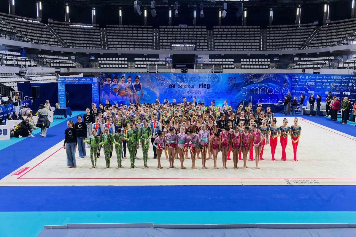 Las ganadoras recibieron sus respectivos premios.