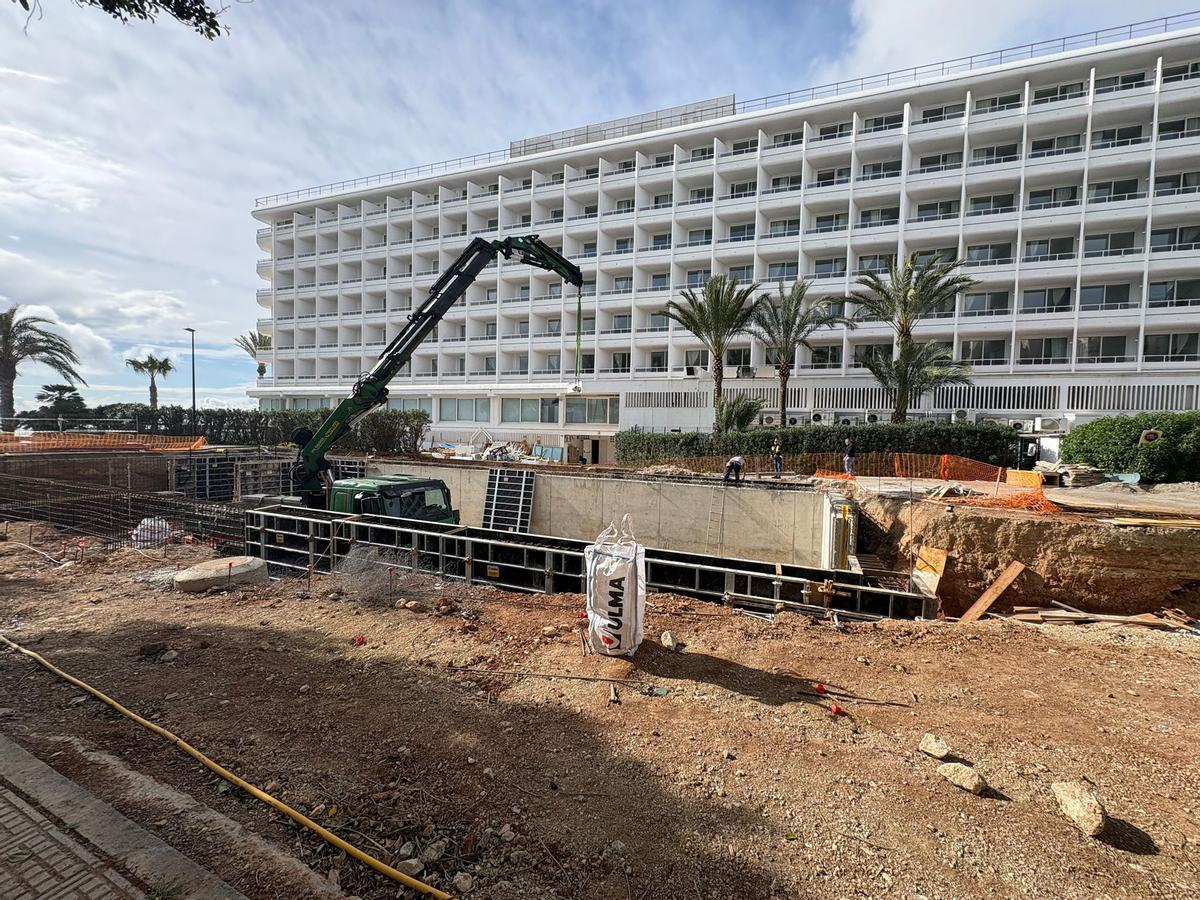 Obras en el tanque de tormentas, este viernes.