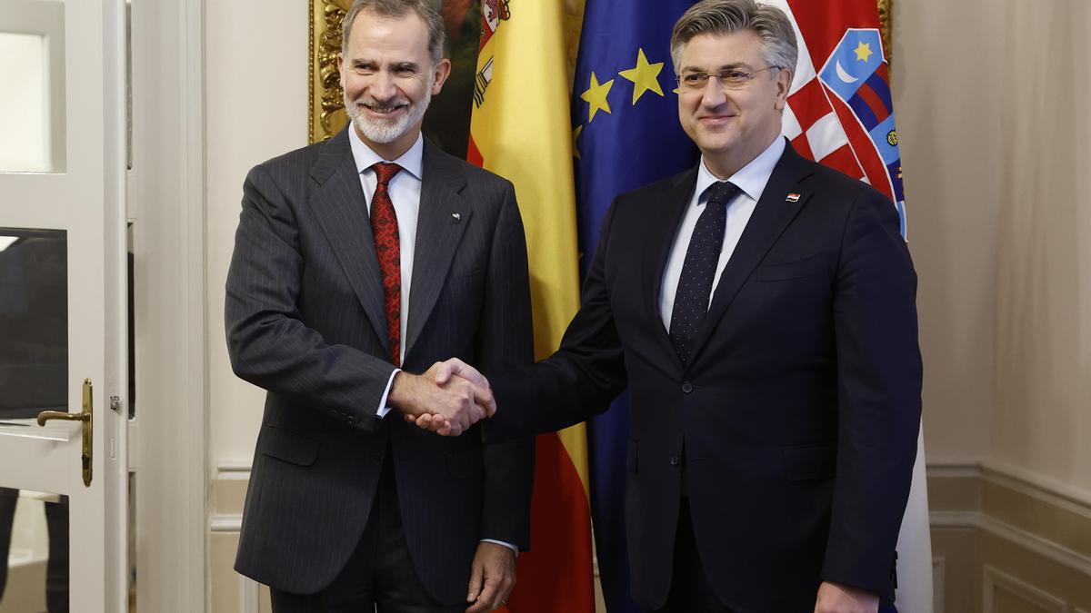 El rey Felipe VI y el presidente de Croacia, Andrej Plenkovic.