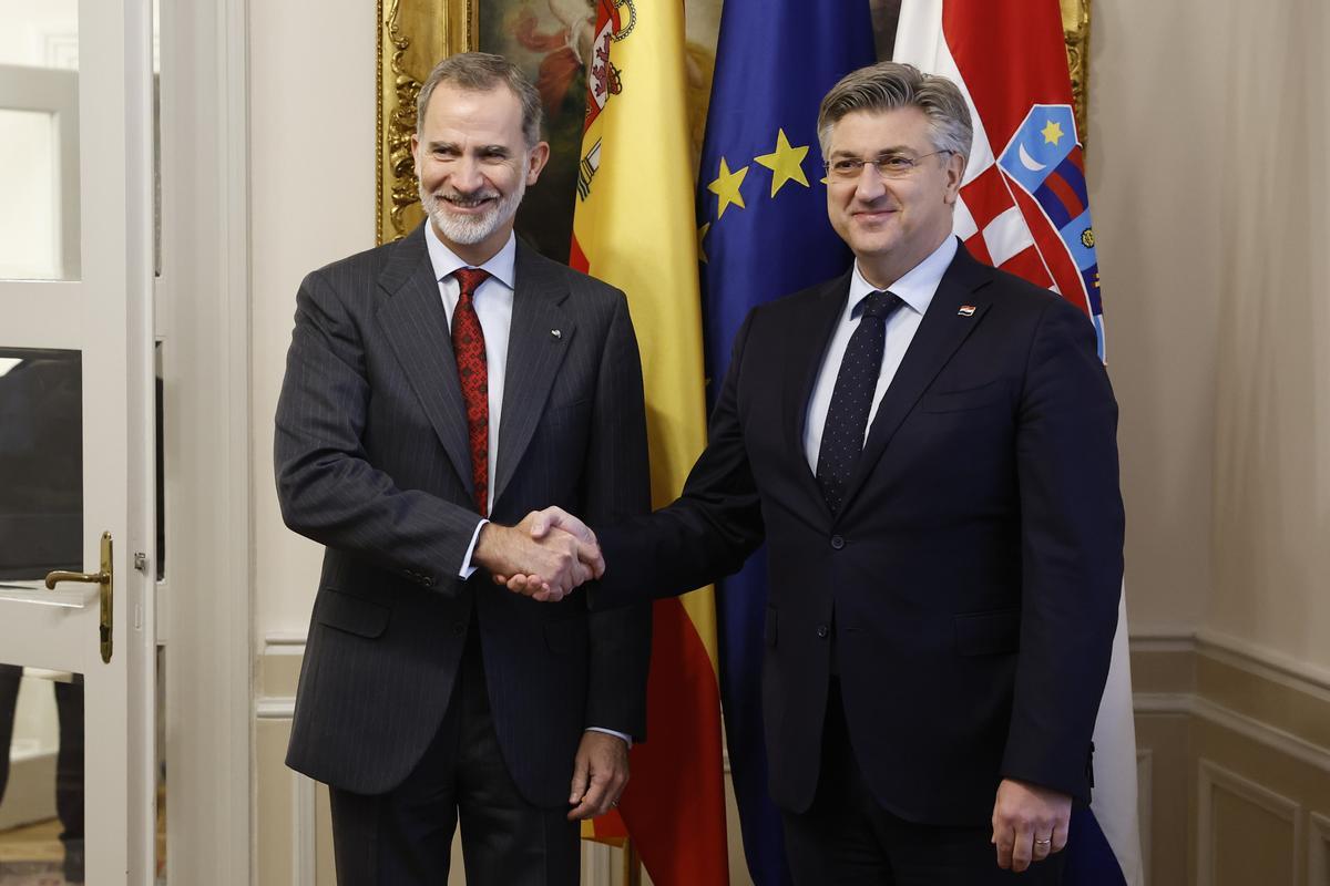 El rey Felipe VI y el presidente de Croacia, Andrej Plenkovic.