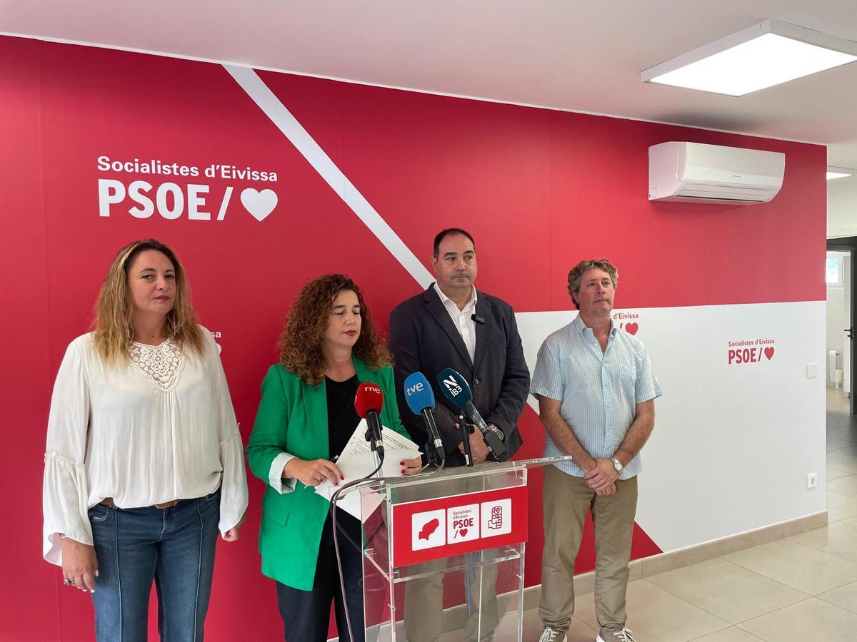 Pilar Costa, durante su intervención en la rueda de prensa