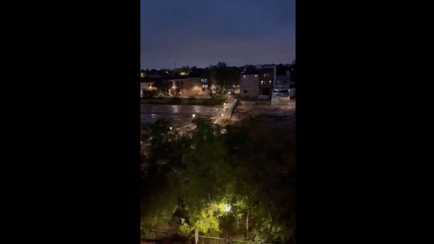 El barranco se lleva la pasarela de Picanya