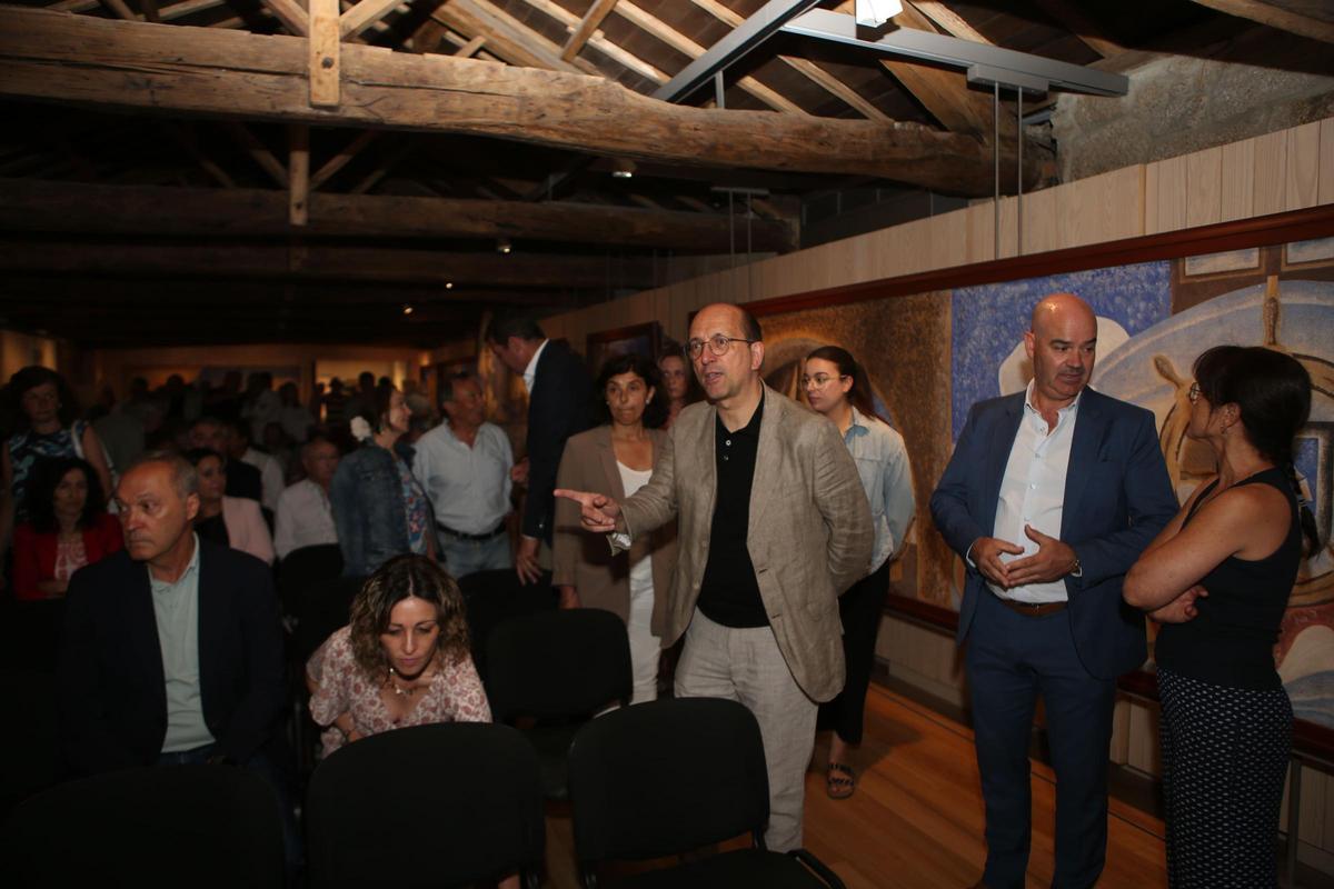 La inauguración de los espacios rehabilitados del Museo Massó de Bueu