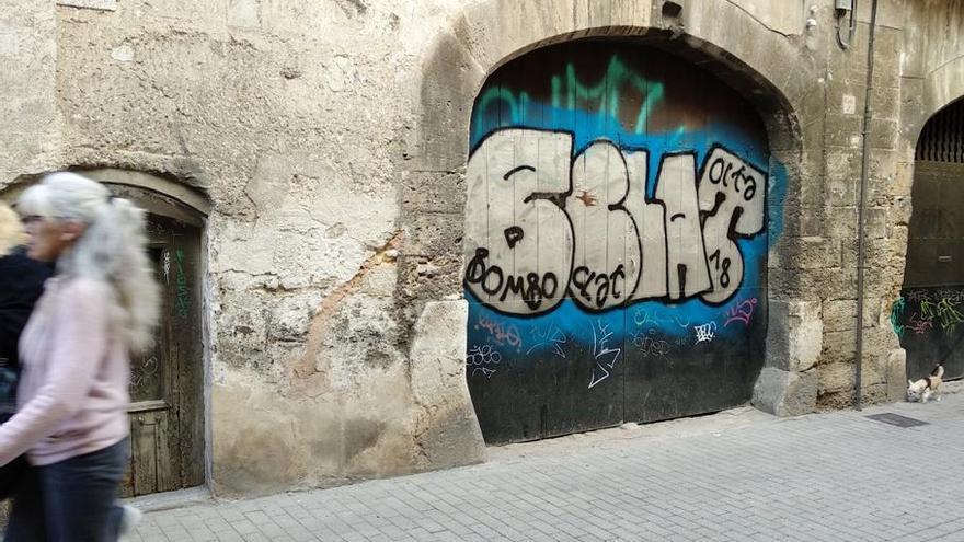 Pintada en la calle d&#039;en Morei.