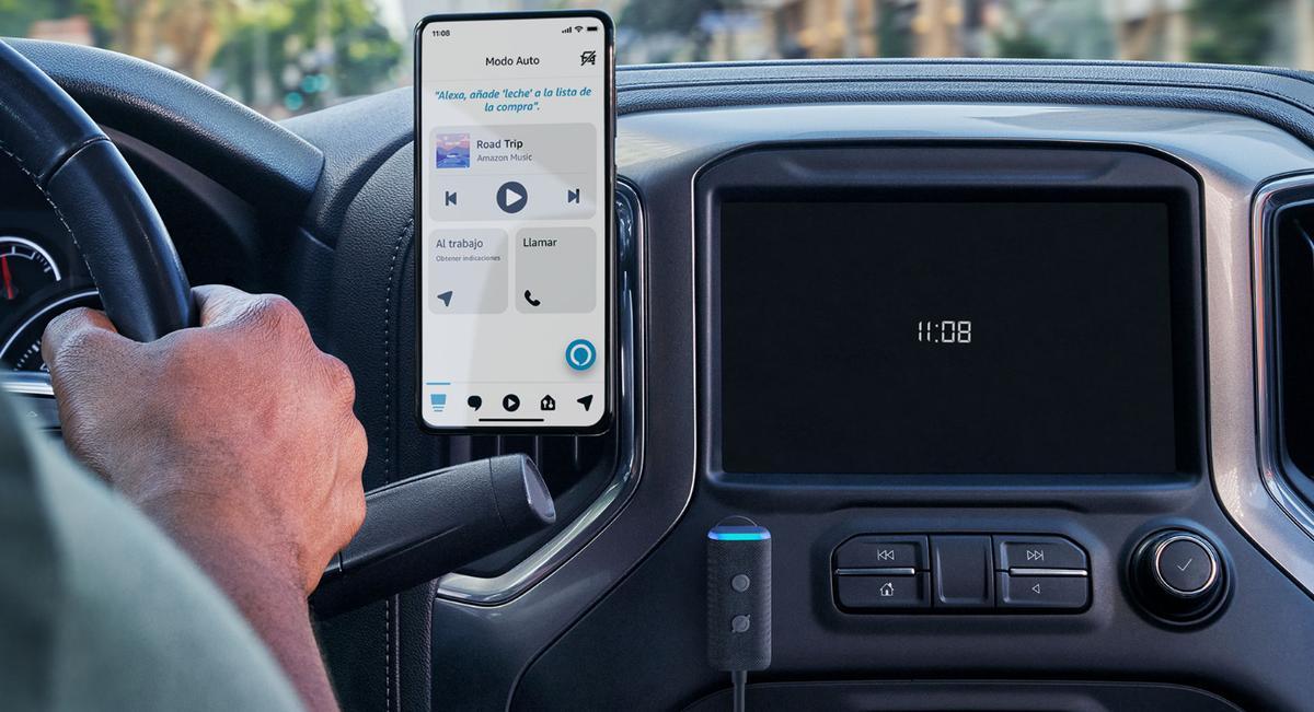 lanza en España su propio manos libres con Alexa para el coche: así  funciona