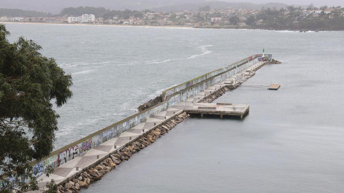 A Doca con su murallón de 343 metros lineales que servirá de lienzo para el mural.
