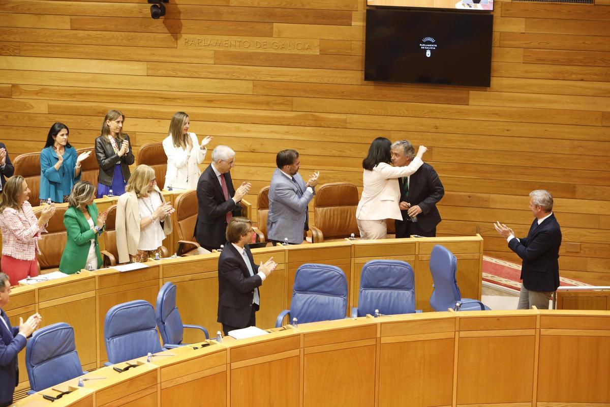O Parlamento de Galicia aproboa a Proposición de Lei do Panteón de Galegas e Galegos Ilustres O Parlamento de Galicia aproboa a Proposición de Lei do Panteón de Galegas e Galegos Ilustres