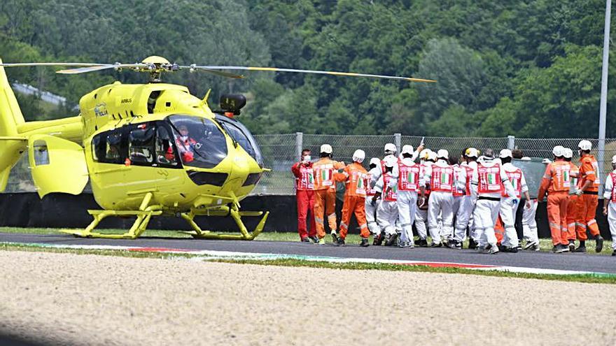Un helicóptero evacuó a Dupasquier del circuito. | EFE