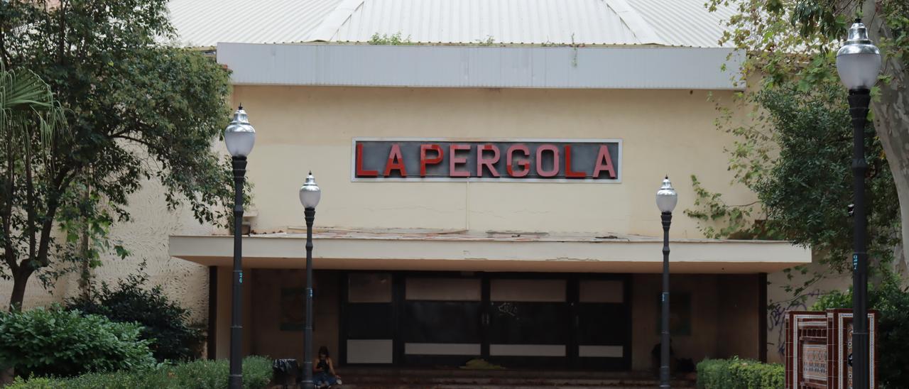 La Pérgola quedará totalmente integrada en el parque Ribalta.