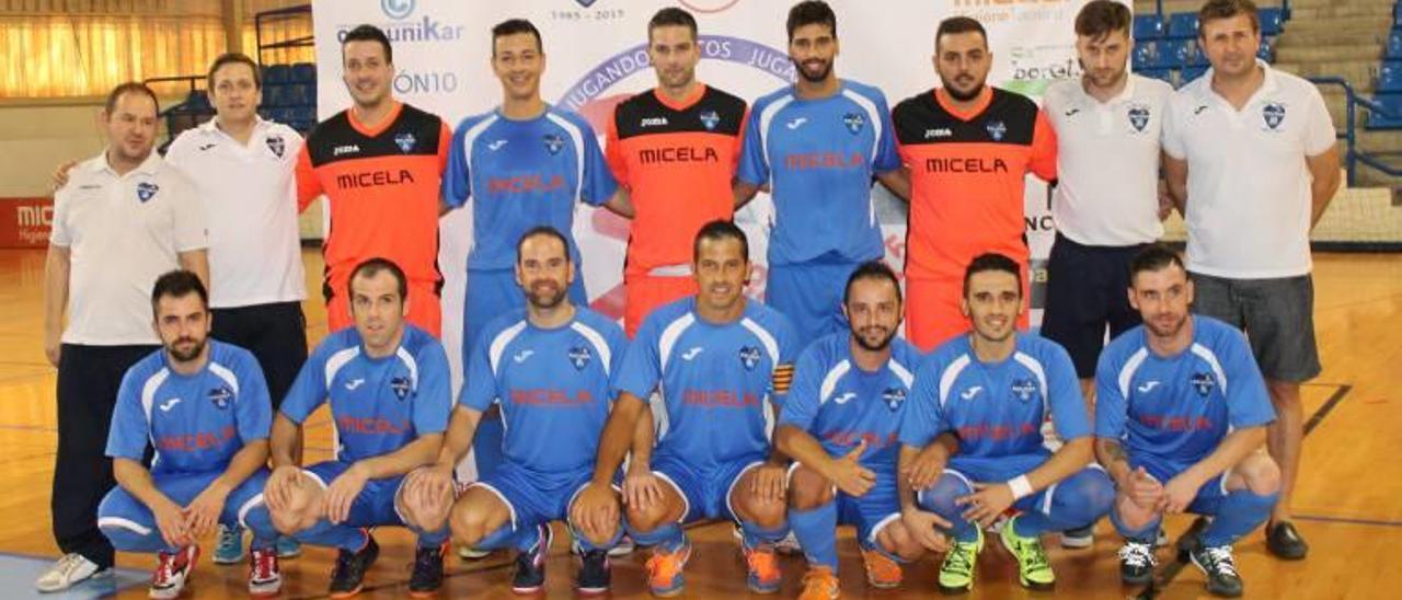 El Alzira Fútbol Sala muestra su nueva cara