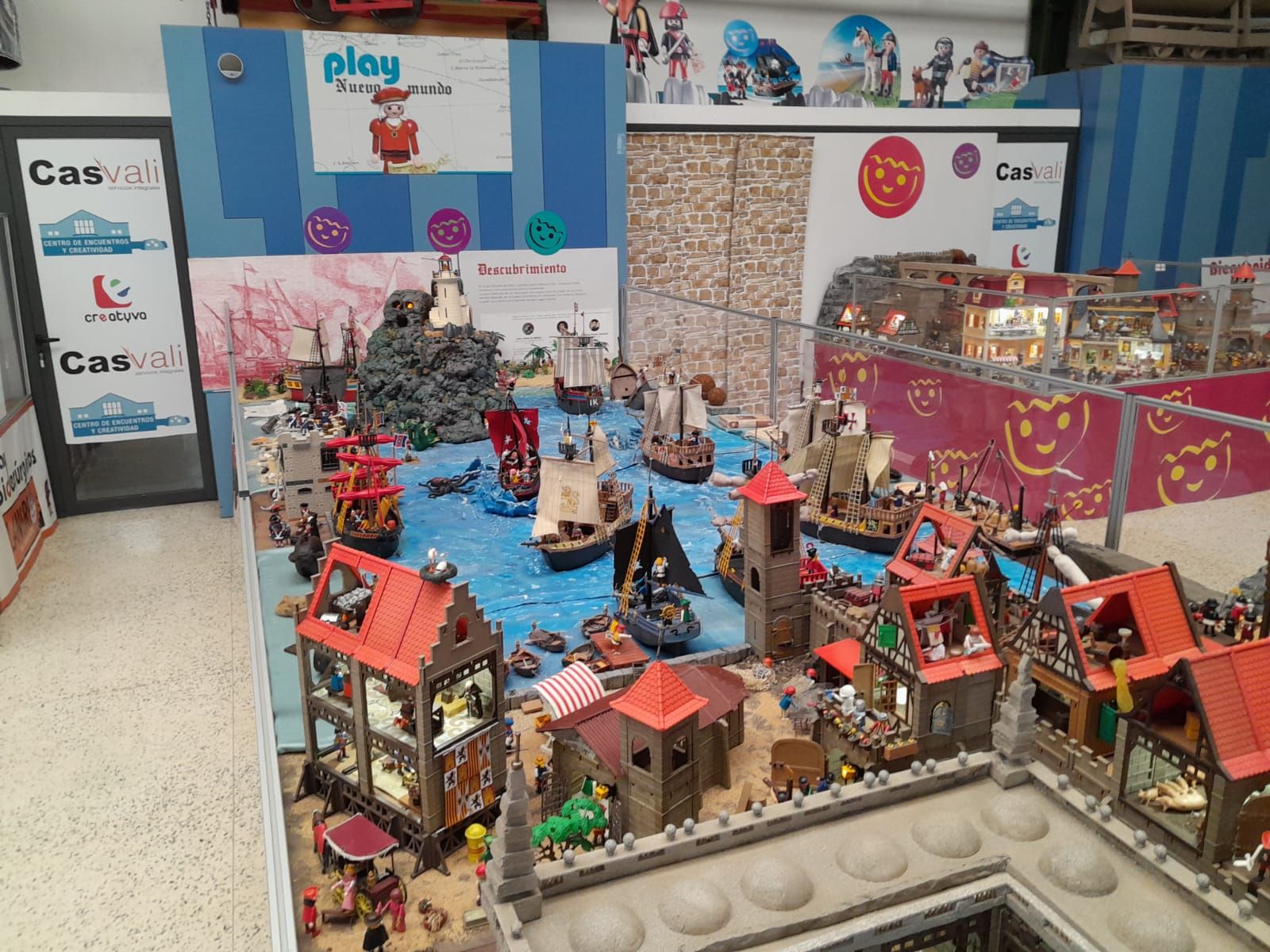 Así es la exposición de Playmobil abierta en El Entrego: un homenaje a la historia de este juguete y también a la de Asturias