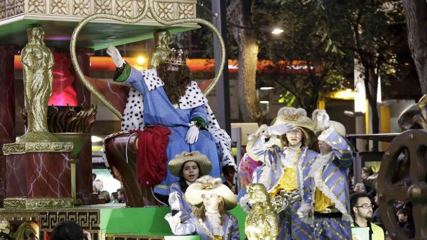 La Cabalgata de Reyes en Murcia, en el aire por la covid