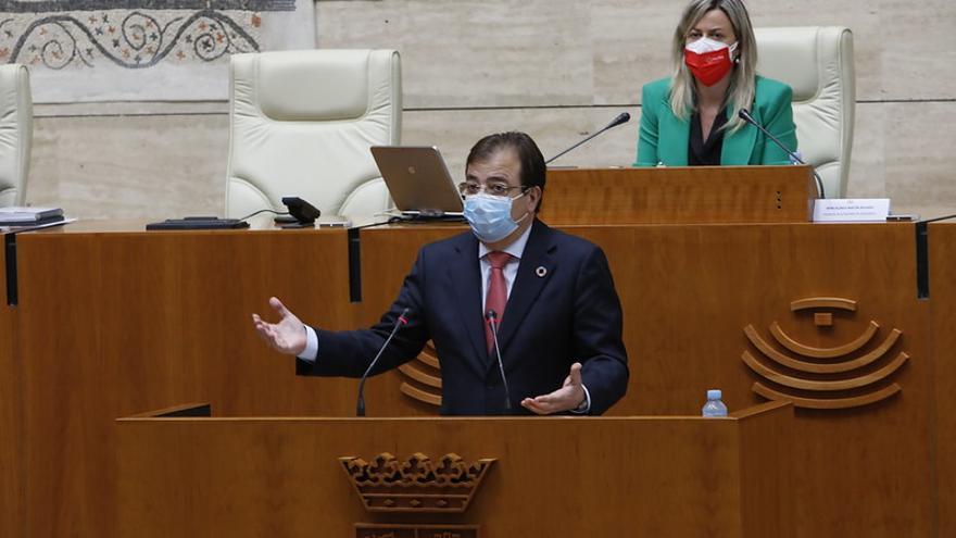 Fernández Vara, durante su intervención en el Debate del Estado de la Región