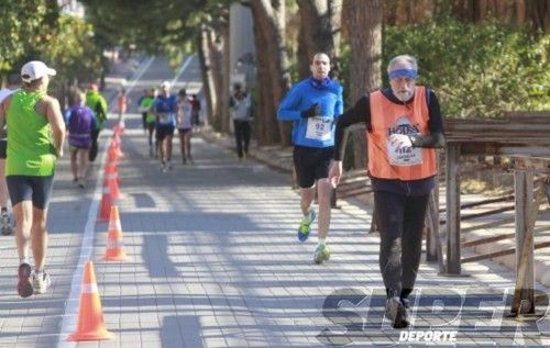 Cristina González bate su récord nacional en Valencia con 73,3 km