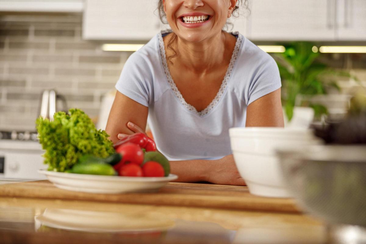 Menús semanales y recetas para cuidarse mejor durante la menopausia