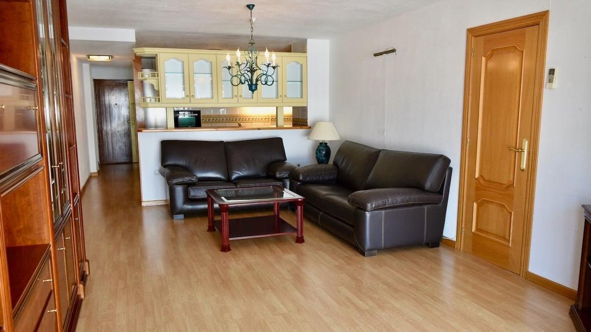 El piso a la venta en L'Alfàs del Pi de tres habitaciones y dos cuartos de baño