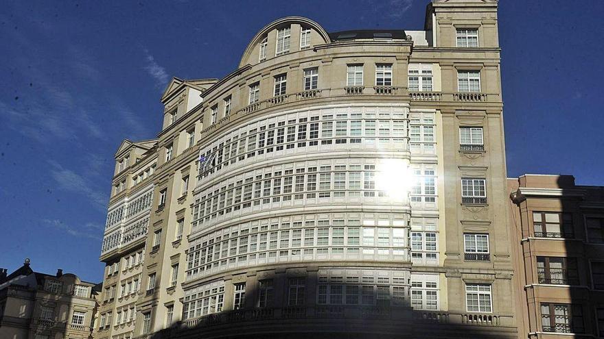 El Concello mantiene en fase inicial el cambio urbanístico que hará singular el edificio Fenosa