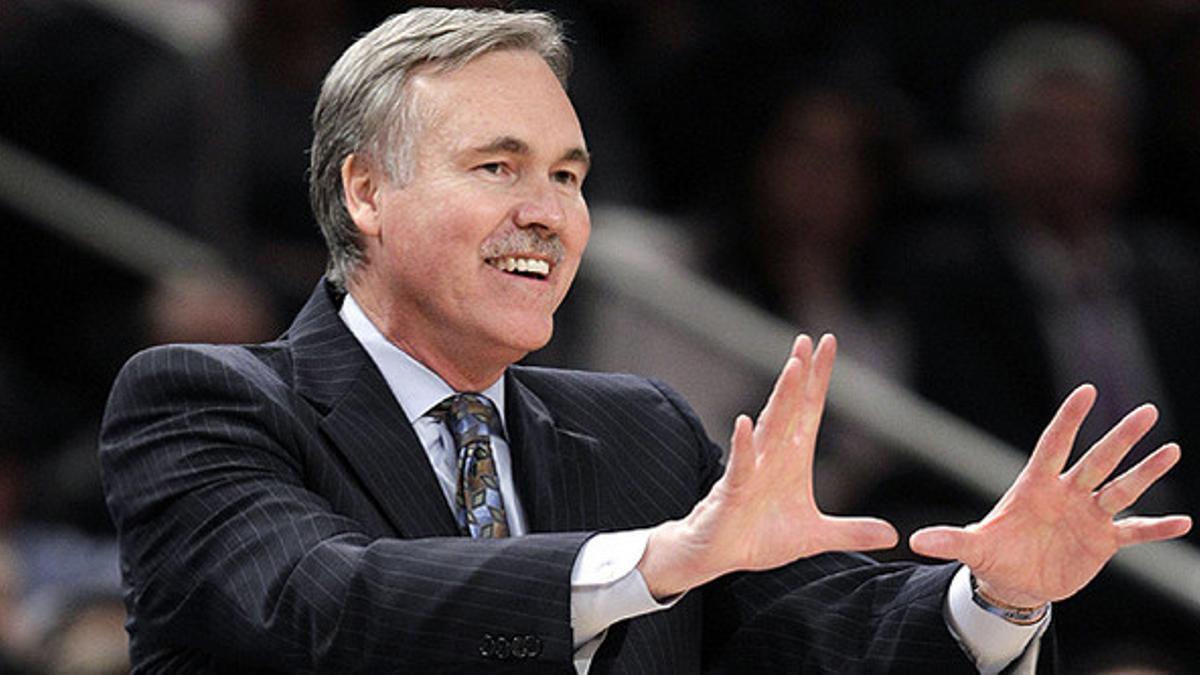 Mike D'Antoni, en un partido en febrero