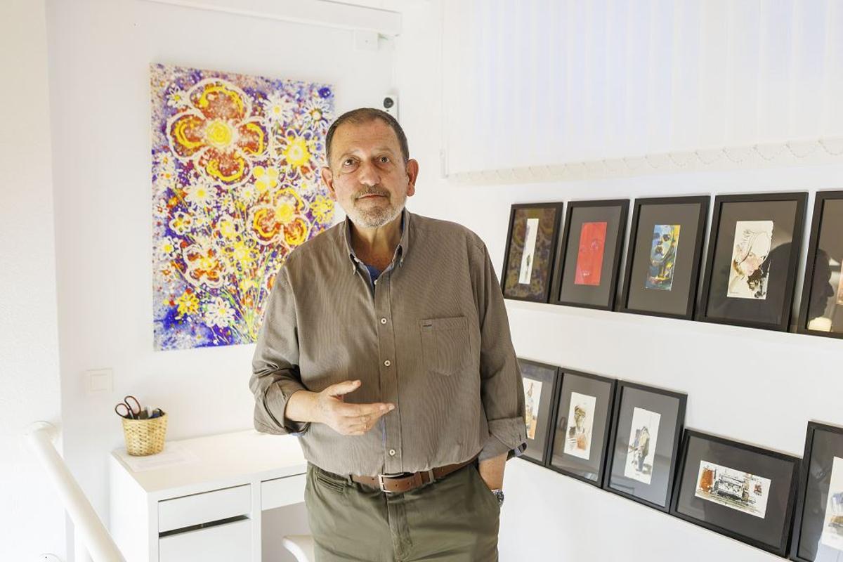 Jaume Fornells, amant de l'art, mostra la seva col·lecció pictòrica al nou local