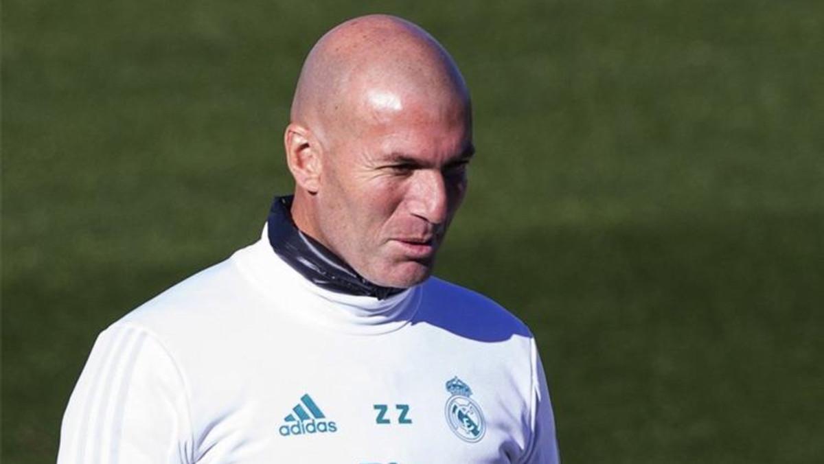 Zinedine Zidane, durante el entrenamiento de este viernes