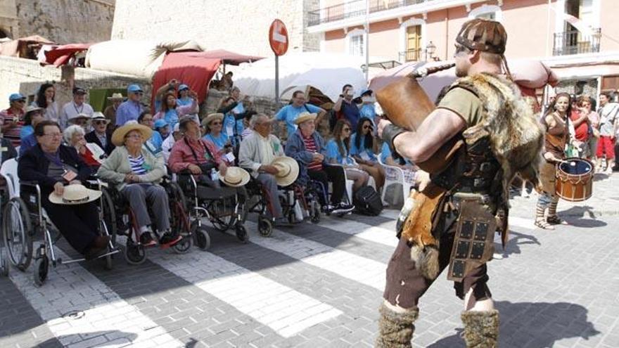 Los mayores, durante una actuación.