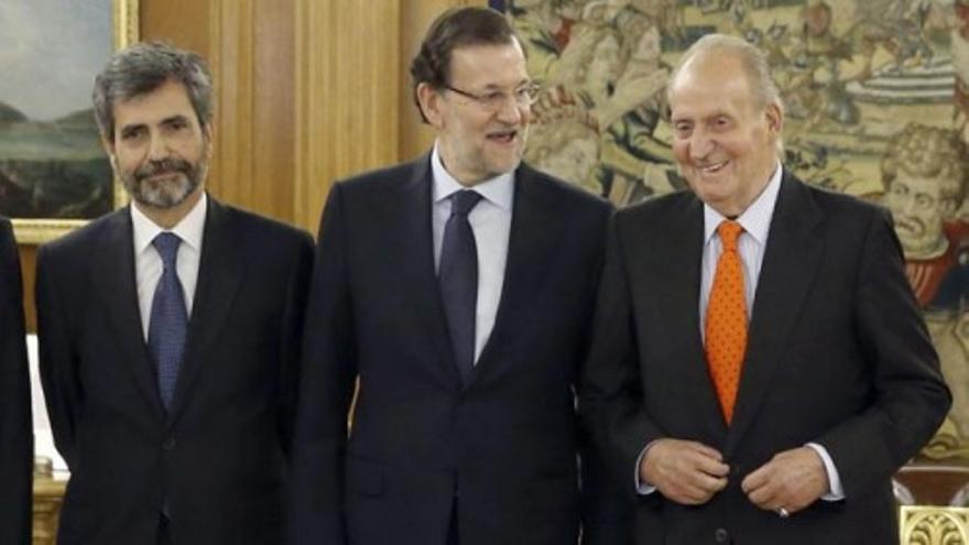 El Rey, a Rajoy: “Presidente, le veo un poco dormido”
