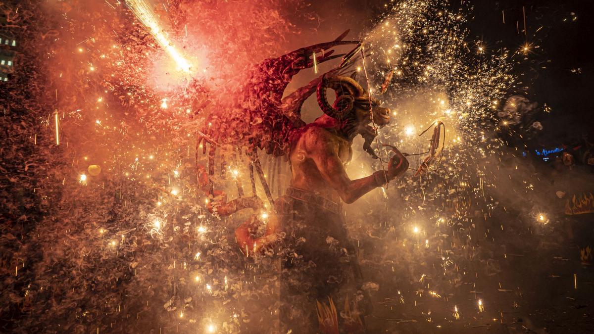 'Correfoc' de las Fiestas de Gràcia 2023