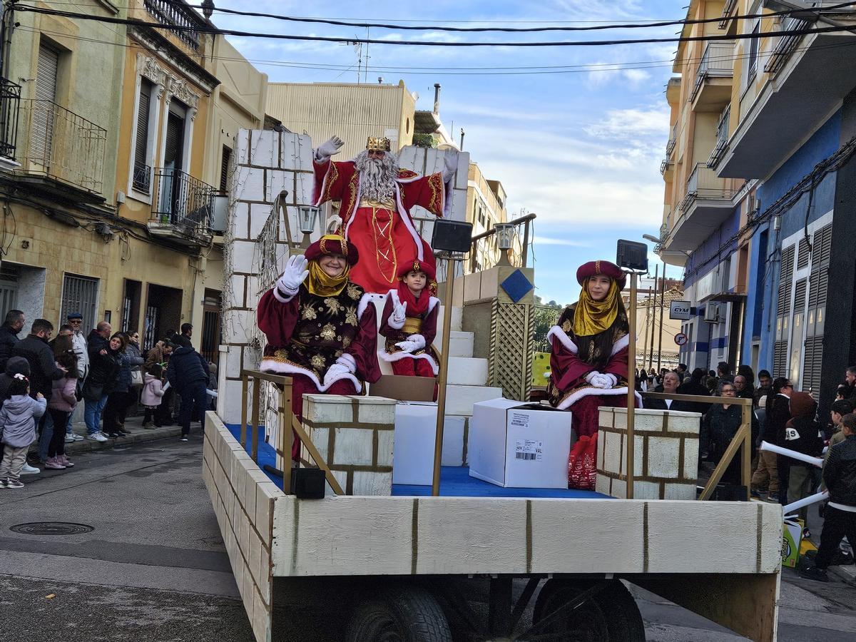 Alzira despide a los Reyes Magos hasta el próximo año
