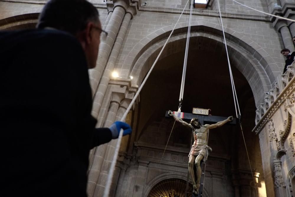 El Cristo de las Injurias ya está en su mesa