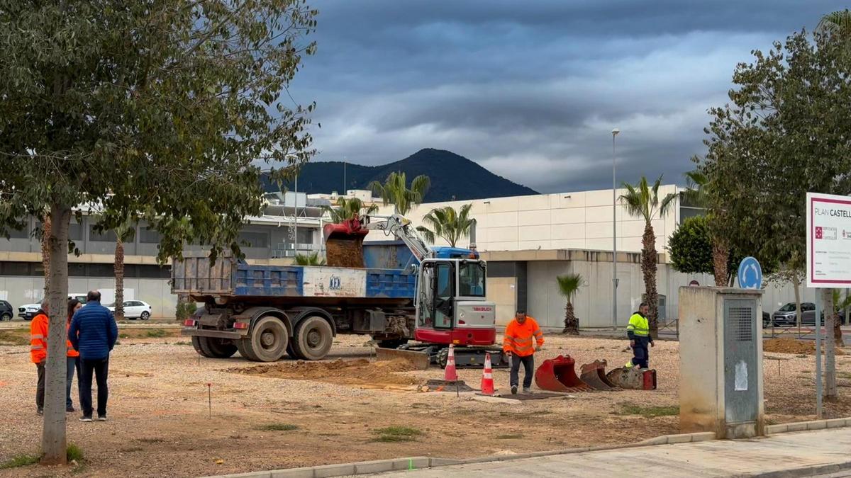 Las obras ya han empezado para poder instalar las aulas prefabricadas.