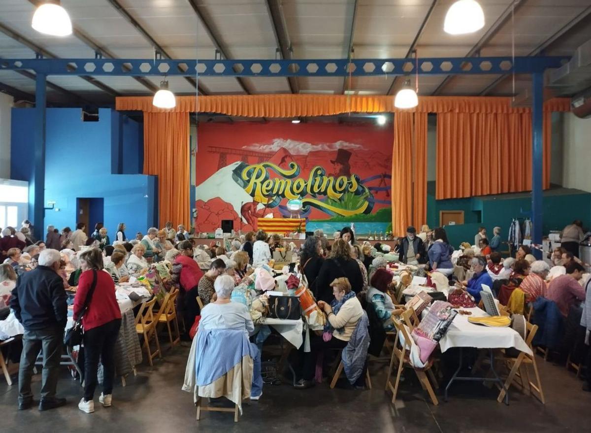 Exposición de labores del Grupo de Encaje y del taller de vainicas de Remolinos.