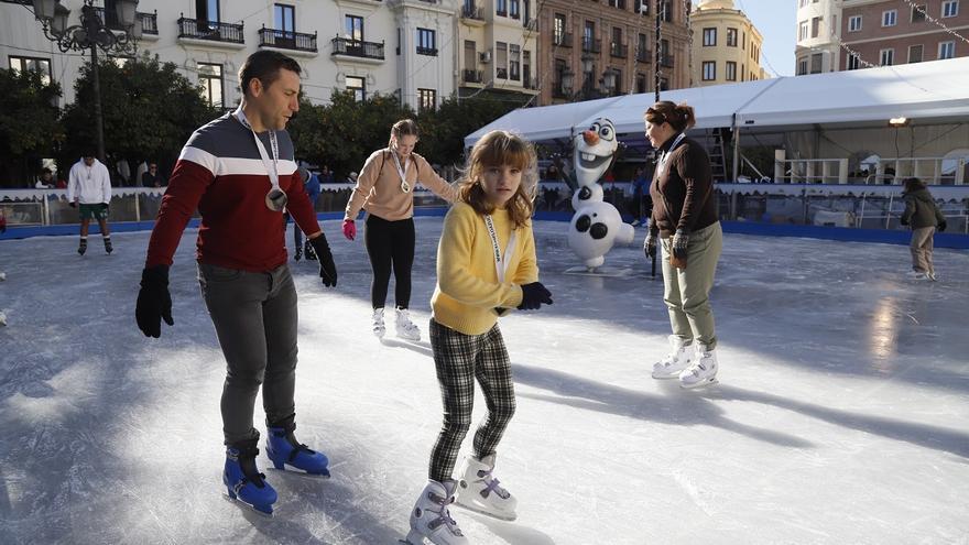 La pista de hielo del bulevar Gran Capitán abrirá el mismo día del encendido navideño