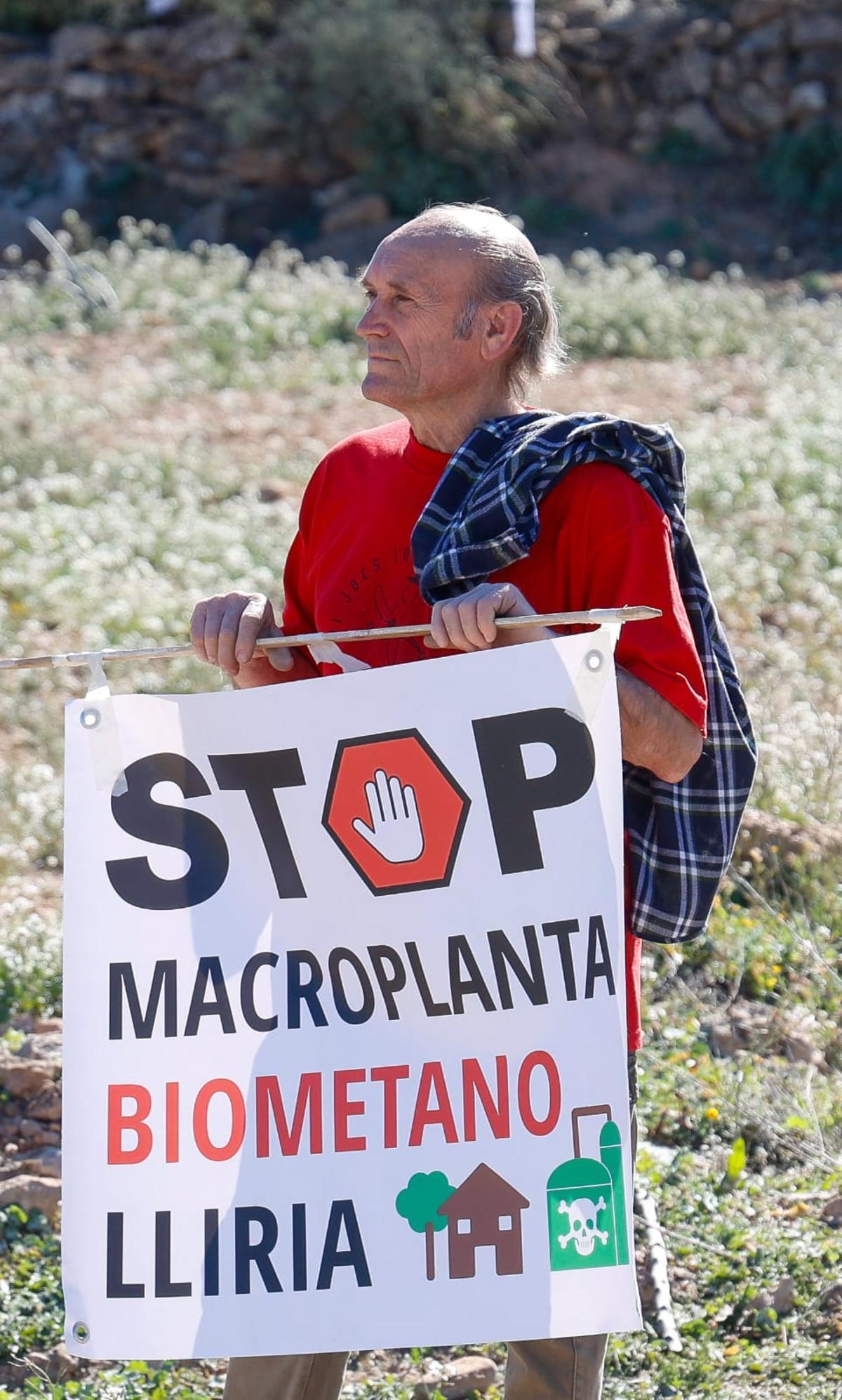 Protesta contra la planta de biometano de Llíria por el inicio de las obras