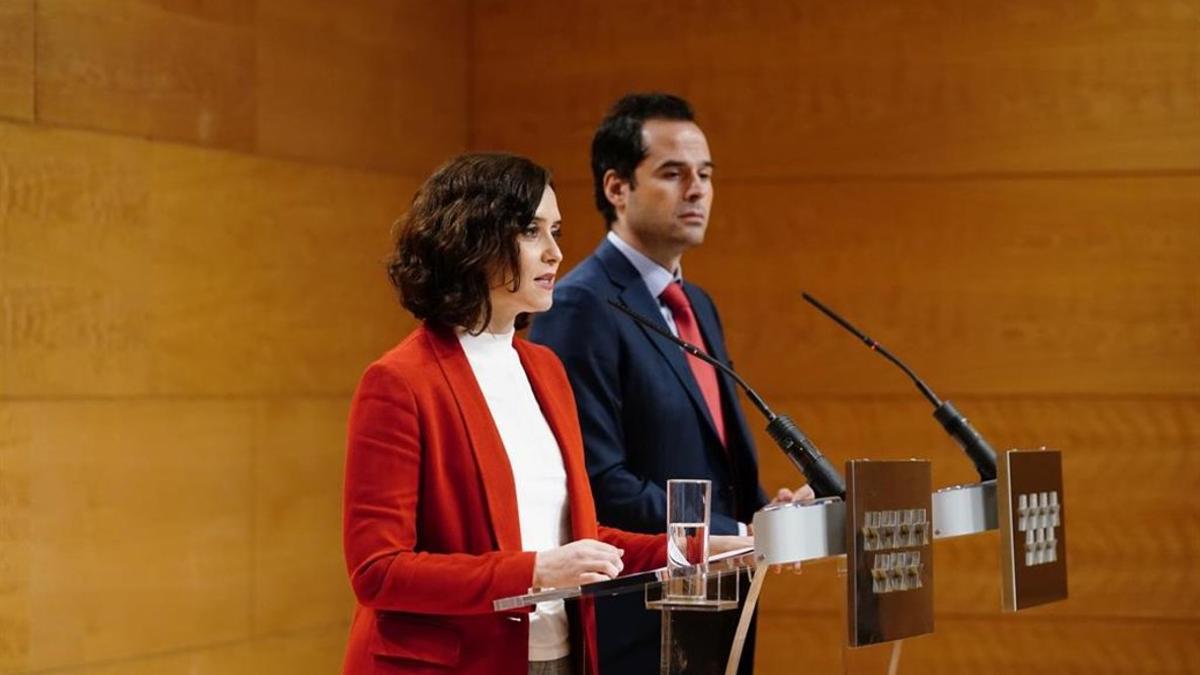 La presidenta de Madrid Díaz Ayuso junto al vicepresidente de Madrid, Aguado