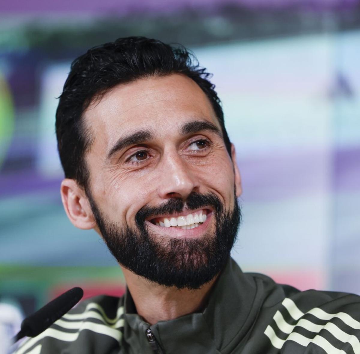Arbeloa torna la pulla a Flick: «Pregunteu-ho al Barça»