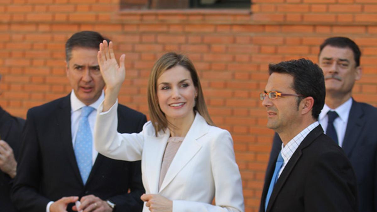 Todos los vestidos blanco de la reina letizia