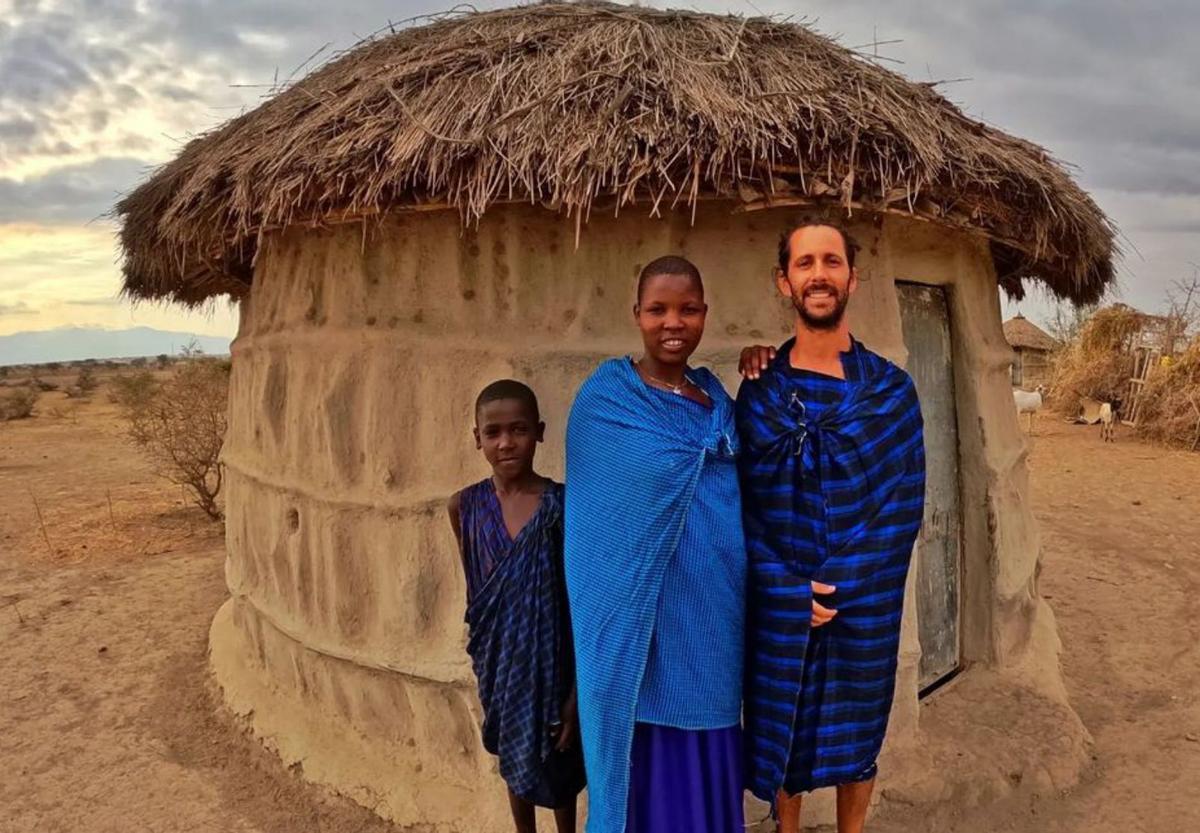 El aventurero tinerfeño, en Tanzania. | EL DÍA