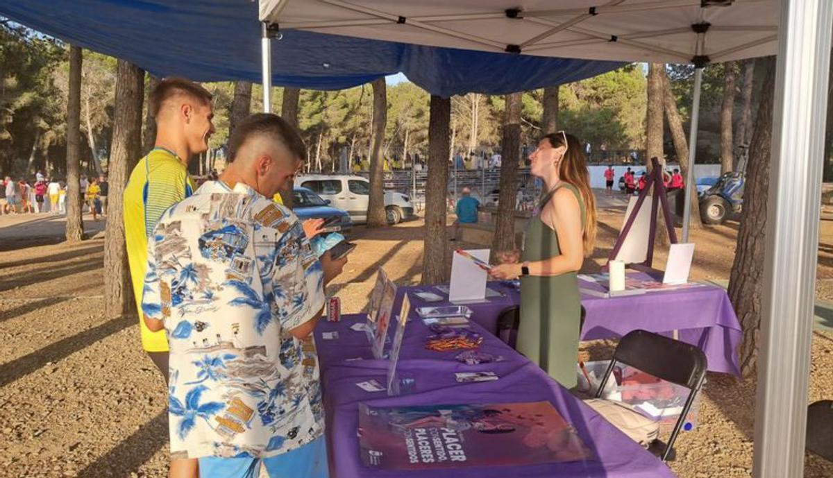 Punto de prevención con los materiales de la campaña. | SERVICIO ESPECIAL