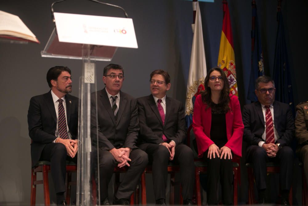 La Generalitat en pleno celebra en Alicante las cuatro décadas de la Carta Magna con un acto institucional en el Teatro Principal que llega en medio de los ataques al modelo territorial y de la alerta ultra.